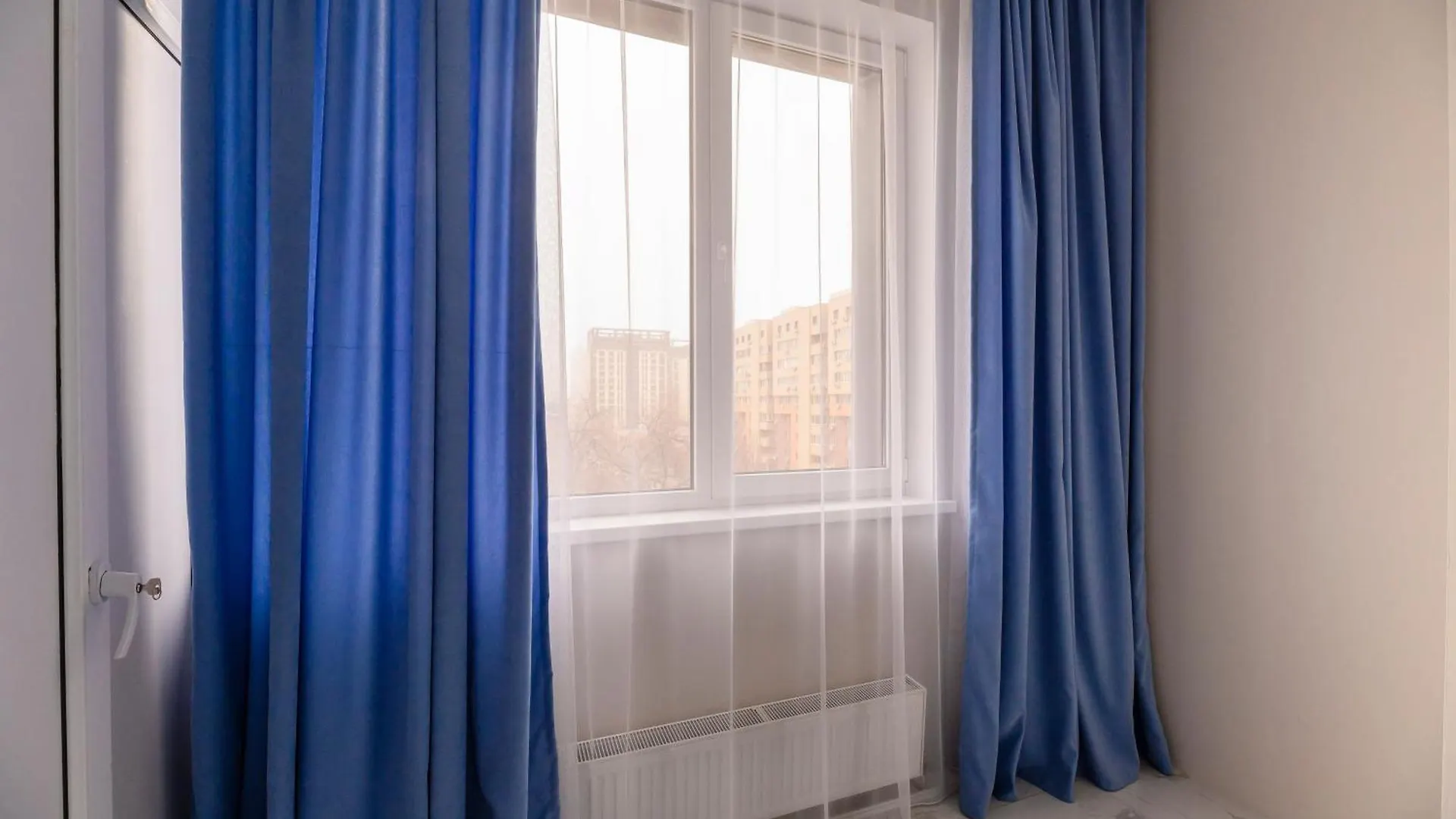 Гармония Пространства Рядом С Трц Mega На Розыбакиева Apartment Almaty 0*,