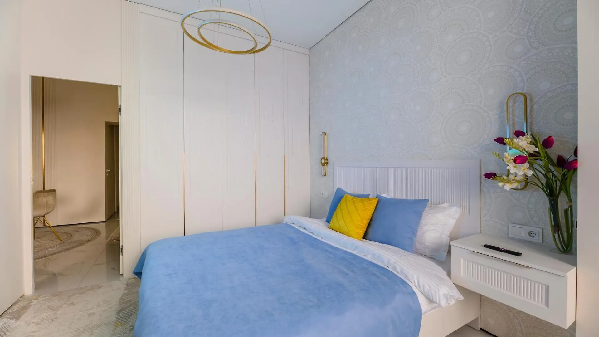 Гармония Пространства Рядом С Трц Mega На Розыбакиева Apartment Almaty